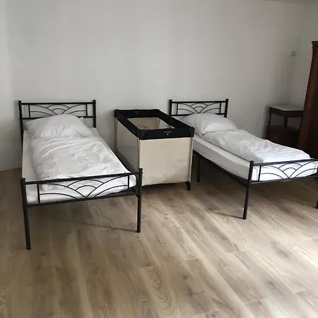 Ferien- Monteurwohnung In Vakantiehuis Neurenberg