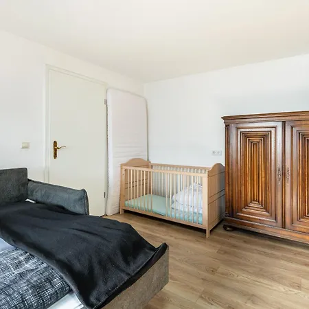 Ferien- Monteurwohnung In בית נופש
