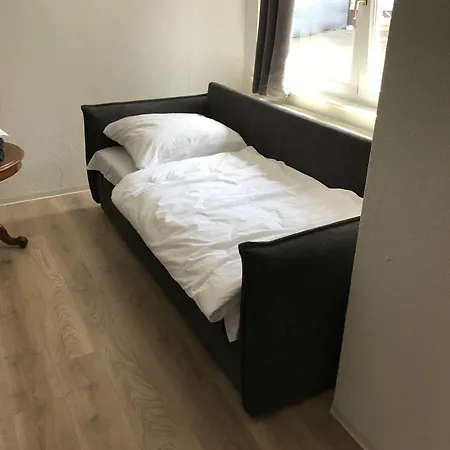 Ferien- Monteurwohnung In *