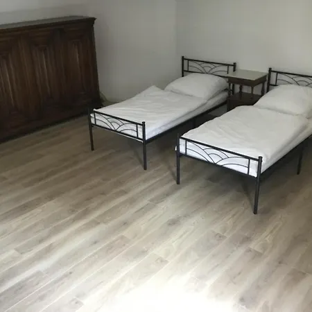 Ferien- Monteurwohnung In בית נופש