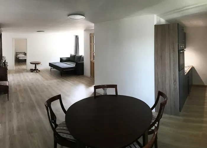 Сasa de vacaciones Ferien- Monteurwohnung In Núremberg