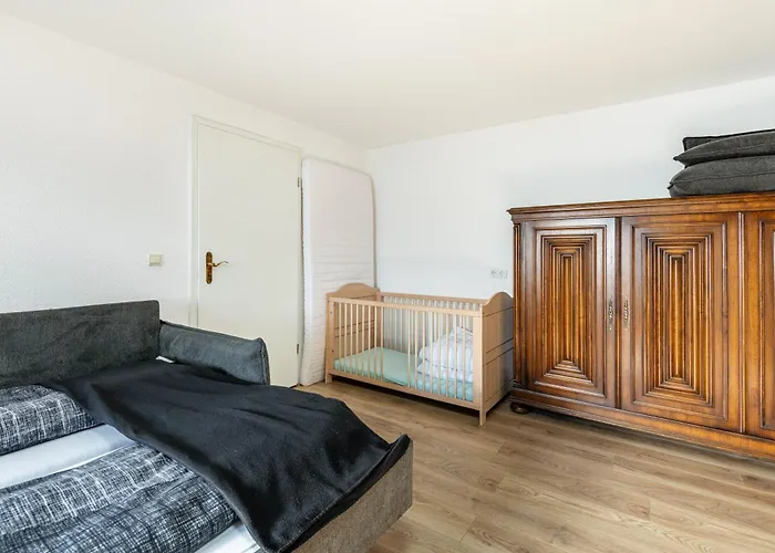 Ferien- Monteurwohnung In بيت للعطل نورنبيرغ